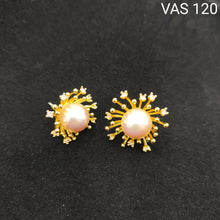 Load image into Gallery viewer, Golden Flower Pearl Studs
