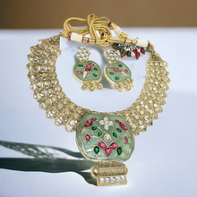Load image into Gallery viewer, semi precious stone necklace
