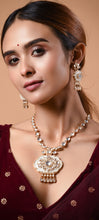 Load image into Gallery viewer, White MOP Gold Necklace Set(ISH)

