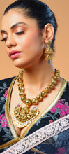 Load image into Gallery viewer, Temple Set in 925 silver With Kundan
