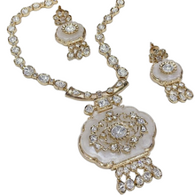 Load image into Gallery viewer, mother of pearl polki necklace
