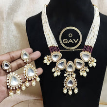 Load image into Gallery viewer, Polki Pearl Mala Necklace
