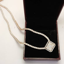 Load image into Gallery viewer, Rose Pendent Necklace
