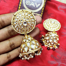 Load image into Gallery viewer, Kundan Earrings
