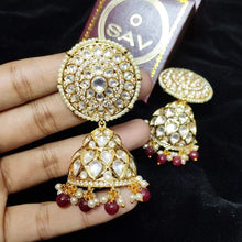Load image into Gallery viewer, Kundan Earrings
