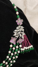 Load image into Gallery viewer, Side Brooch Mala in Semi Precious Beads
