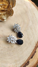 Load image into Gallery viewer, Blue Earrings screw back
