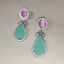 Load image into Gallery viewer, Pink Mint Translucent Earrings
