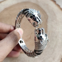 Load image into Gallery viewer, Trendy Black Silver Bracelet online
