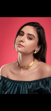 Load image into Gallery viewer, Hand Made Golden Wired Set
