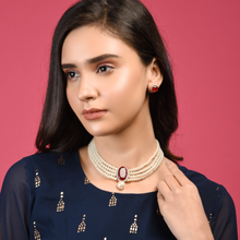Load image into Gallery viewer, Ruby Pendent Pearl Set
