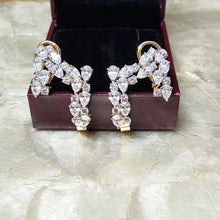 Load image into Gallery viewer, SILVER SWAROVSKI GJ POLISH BALI
