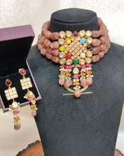 Load image into Gallery viewer, Navratna Kundan Fusion Chokher
